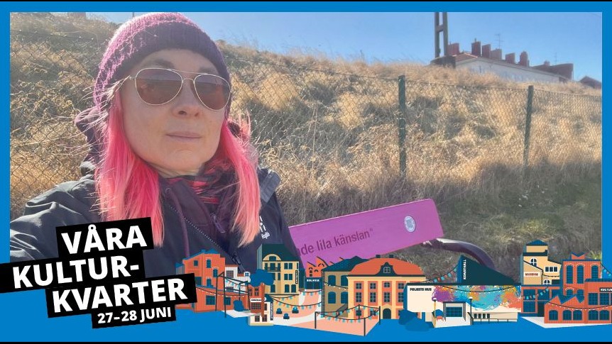 Bild på Louise Halvardsson som sitter på en parkbänk med solglasögon och tittar mot kameran.