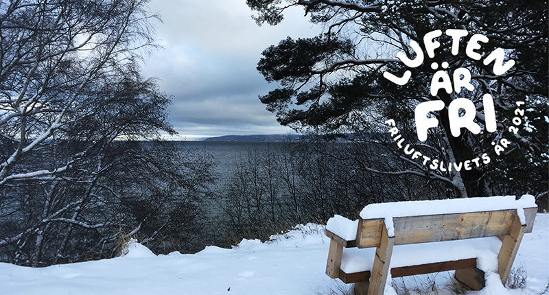 Bild med utsikt från Sjöåkra mot Vättern. Vinter.